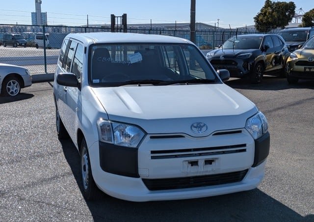 2017 Toyota Succeed - PIE67F11B0